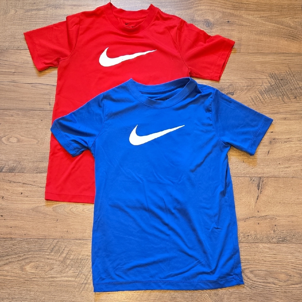 Nike Kids Short Sleeve Tees in Red and Blue